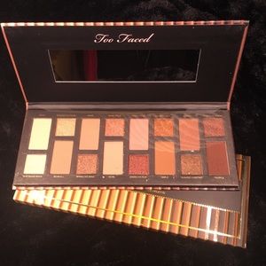 Too Faced Born This Way Eyeshadow